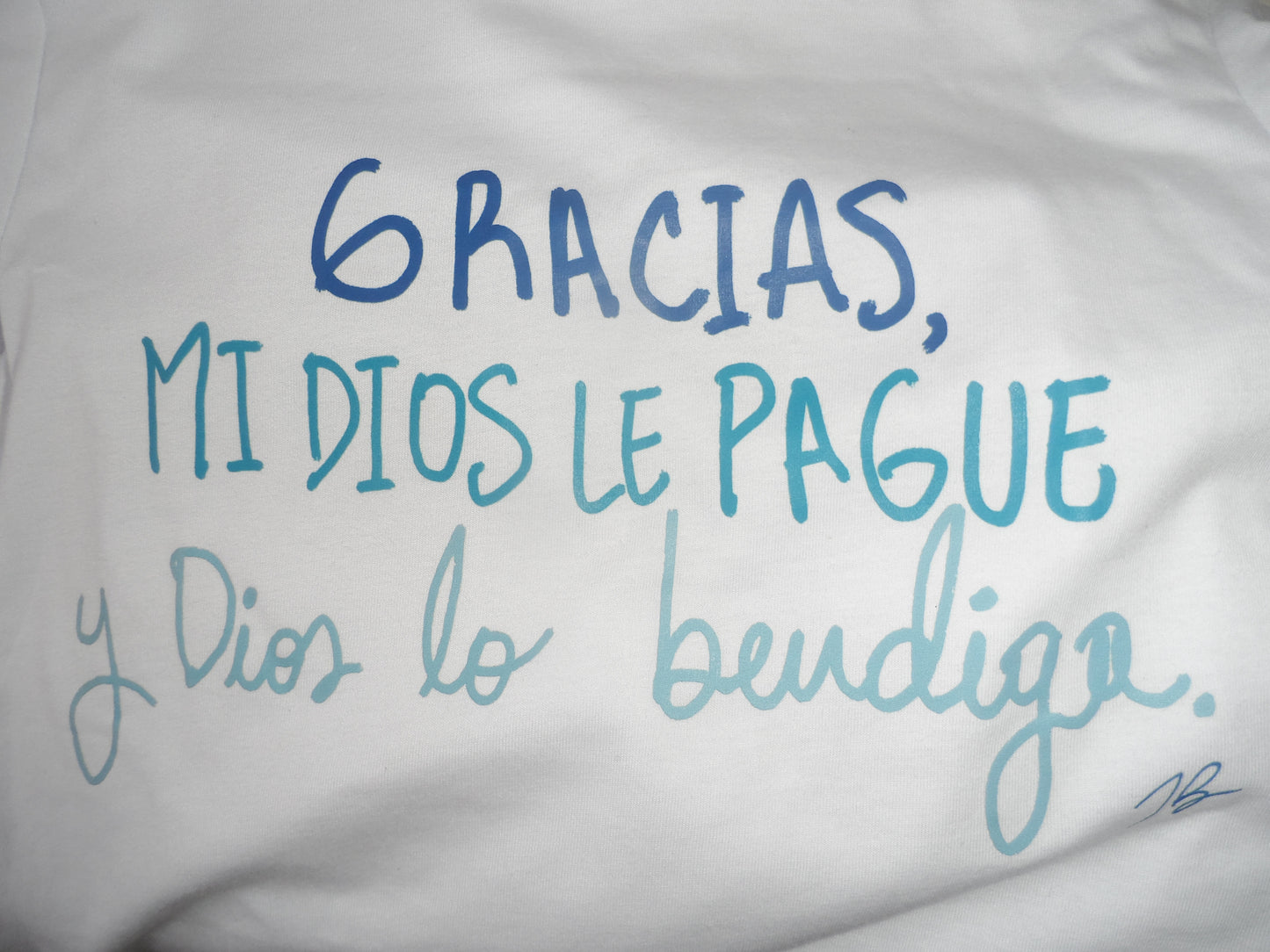 Camiseta “Gracias, mi Dios le pague” – Expresión paisa